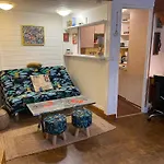 Petit Appartement Au Coeur De Paris