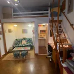 Petit Appartement Au Coeur De Paris