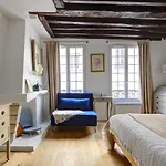 Bnbnook - Cozy Studio - Le Marais At Your Door