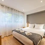 Nouveau Appartement Sacre Coeur Cottages 2