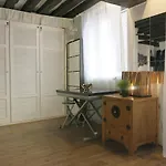 Studio Marais Charlot Citycosy