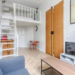Loft De Charme An Coeur Des Batignolles