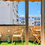 Luxury Flat With Balcony Near Arc De Triomphe