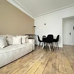 Le Voltaire Apartment - Paris Center