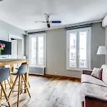Ac & 10Min From Marais & Fully Equipped