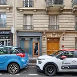 Chic Modern Duplex Adjacent To Musee D\'Orsay & Rodin Museum