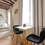 Cia - Studio Near Louvre & Tuileries