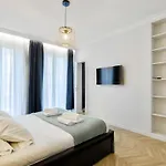 Stylish And New 2Br Flat In The Heart Of Paris