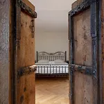 Parisian Loft With Plenty Of Light And Solarium In Bastille Area