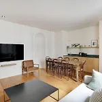Pick A Flat\'S Apartments In Madeleine - Rue Tronchet
