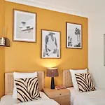 Ney - 2 Bedrooms 1 Living Room