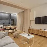Superbe appartement Gare du Nord , Butte de Montmartre Maubeuge
