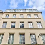 Urban Flat 44 - Chenier