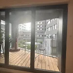 Spacious Appt With Balcony In The 13Th