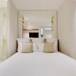 Maison Galante\'S Apartments With Services In La Madeleine - Opera