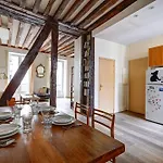 Bm-Splendeur Et Espace Au Coeur Du Marais