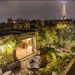 Paris Trocadero De Luxe