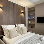 Unique Apartment At The Paris Bourse