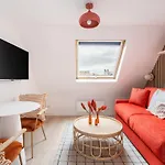 Sereners - Charming Serviced Apartments - Saint Germain