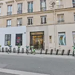Charmant Studio Palais Royal Musee Du Louvre Free Netflix