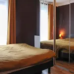 Nice 2 Room Near The Sacre-Coeur Paris