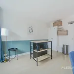 Flexliving - Studio - Dessous Des Berges -