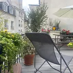 Aux Terrasses De La Lune