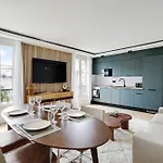 Olympiades - Patay Beautiful Apartment