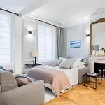 King Size Beds - Zen Monceau
