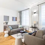 King Size Beds - Zen Monceau