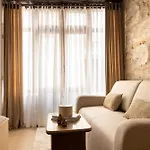 Modern Apartment -Ac-1Br-4P-Pantheon