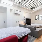 Loft House 3 Bedroom Bastille, Marais Ac By Lcc Agency