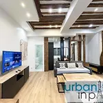 Urban Flat 67 - Spacious Parisian Flat In Paris