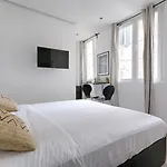 Tbs 311 - Charming Studio In The Heart Of Paris
