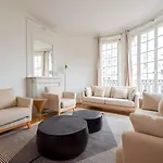 Tbs 323 - Superb Apartment With Eiffel Tower View