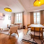 Tbs 326 - Superb Apartment Near Eiffel Tower