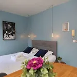 405 - Sejour Romantique Dans Un Studio De Paris 5