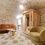 La Petite Maison Du Marais Avec Sauna