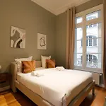Grand Appartement 1Br - Luxe Arc De Triomphe