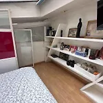 Atypical Loft In The Heart Of The Marais