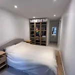Atypical Loft In The Heart Of The Marais