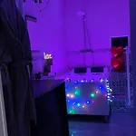 Apartment In Paris With Jaccuzzi