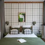 Sloth Loft Montmartre 2025 Refresh