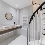 Spa Prive A Domicile - Sauna Elegance A Paris 17