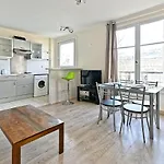 Appartement Central Avenue Du Maine - III