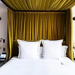 Hôtel de Berri Champs-Élysées, a Luxury Collection Hotel