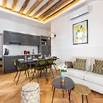 Magnificent Apartment - 2Br 6P - Le Marais