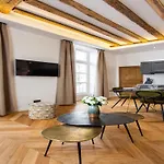Magnificent Apartment - 2Br 6P - Le Marais