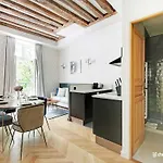Stylish Apartment - 2Br 6P - Le Marais