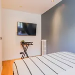 Elegant Apartment - 2Br 6P - Canal St Martin